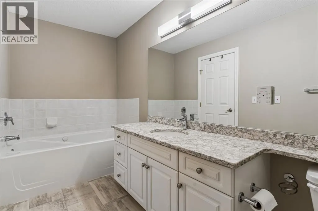16 Varsity Estates Gardens NW