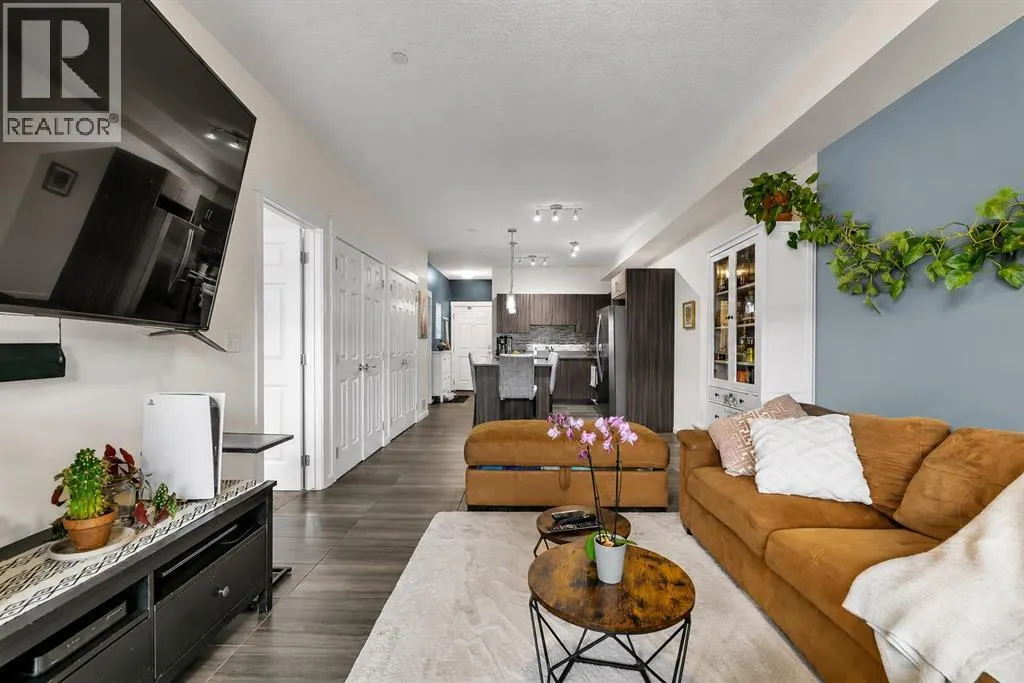 3305, 215 Legacy Boulevard SE