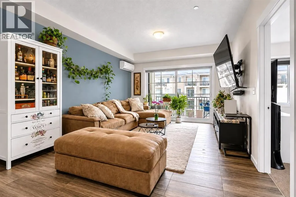 3305, 215 Legacy Boulevard SE