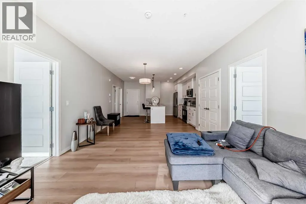 4414, 550 Belmont Street SW