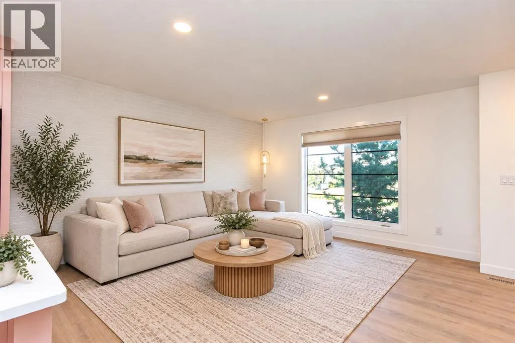 65 Evergreen Way