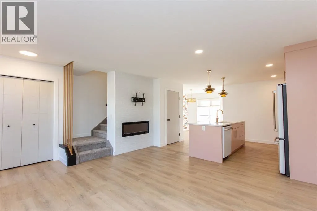65 Evergreen Way