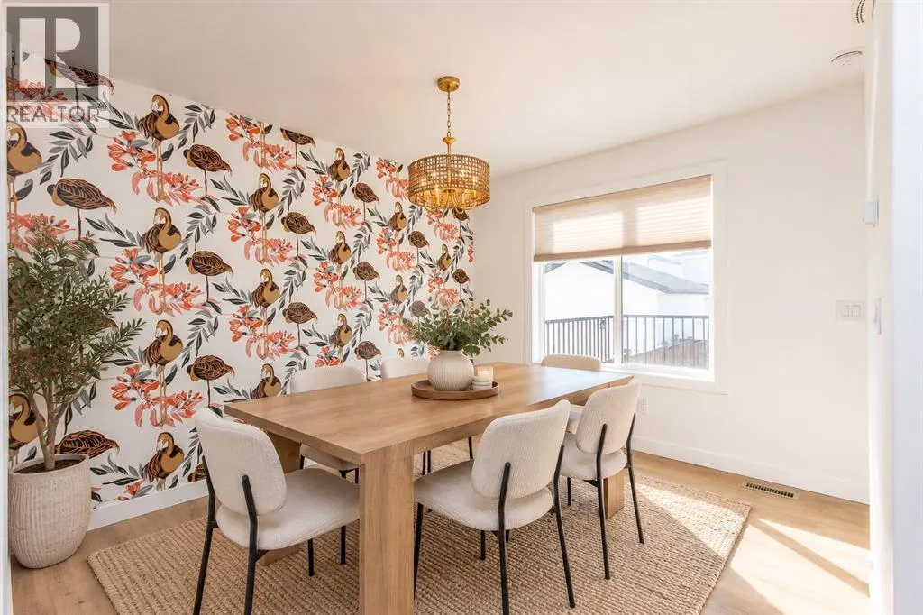 65 Evergreen Way