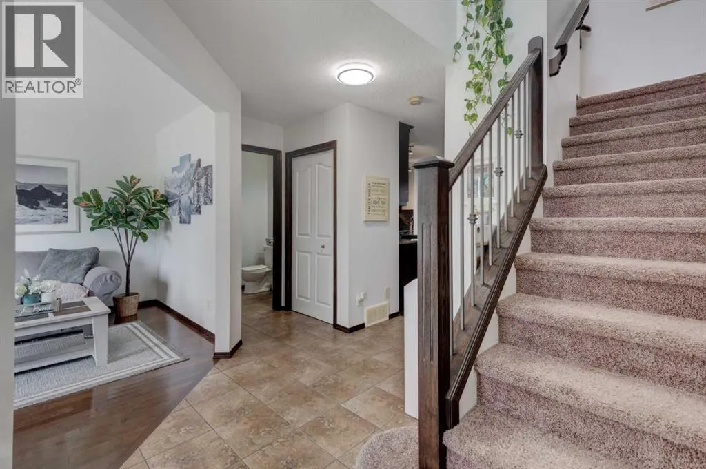380 Cranberry Circle SE