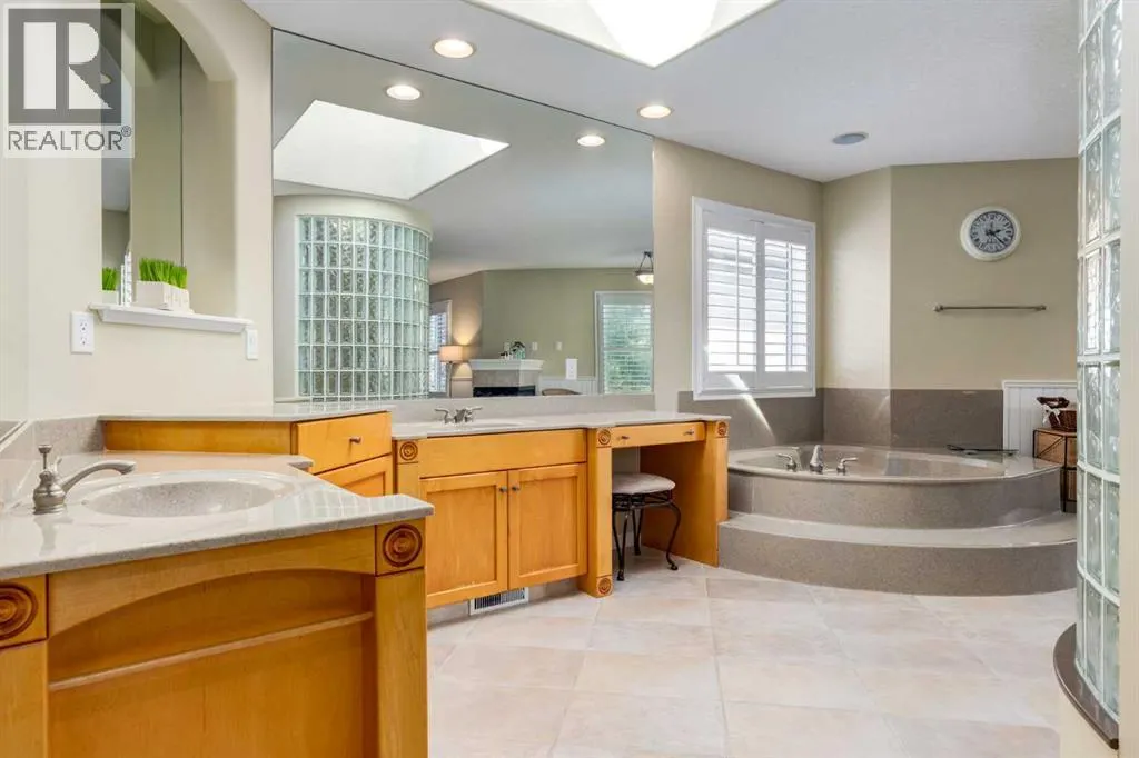 442 Sienna Heights Hill SW