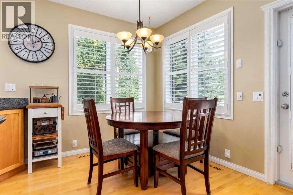 442 Sienna Heights Hill SW