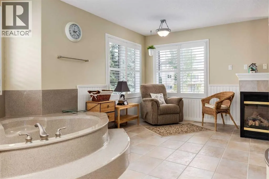 442 Sienna Heights Hill SW