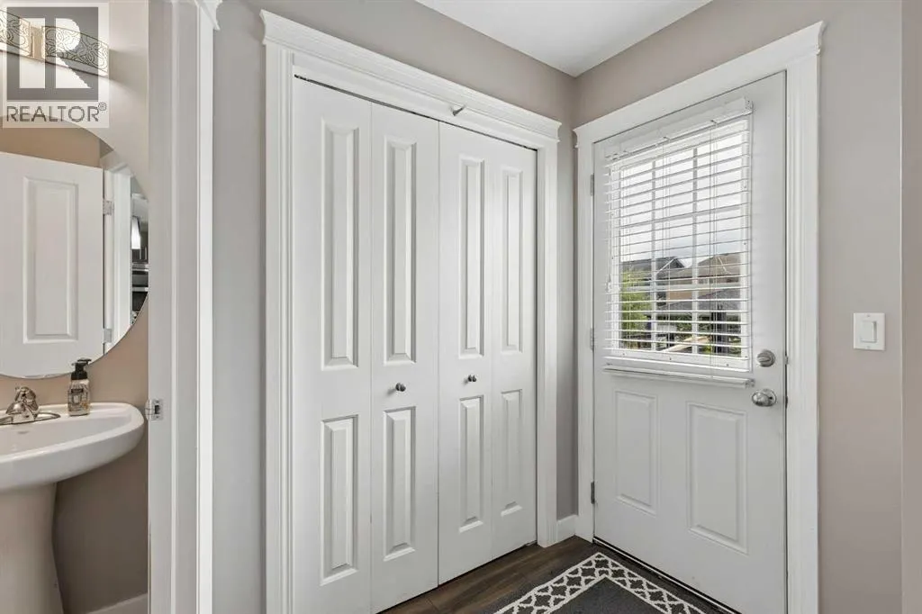 33 Legacy Gate SE