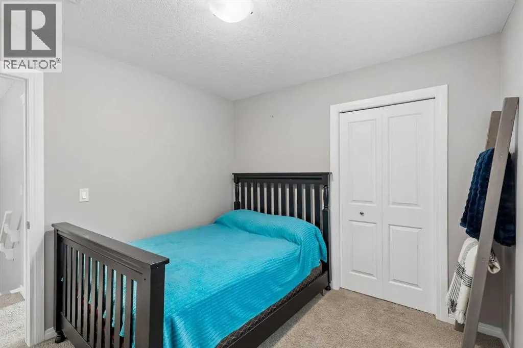 33 Legacy Gate SE