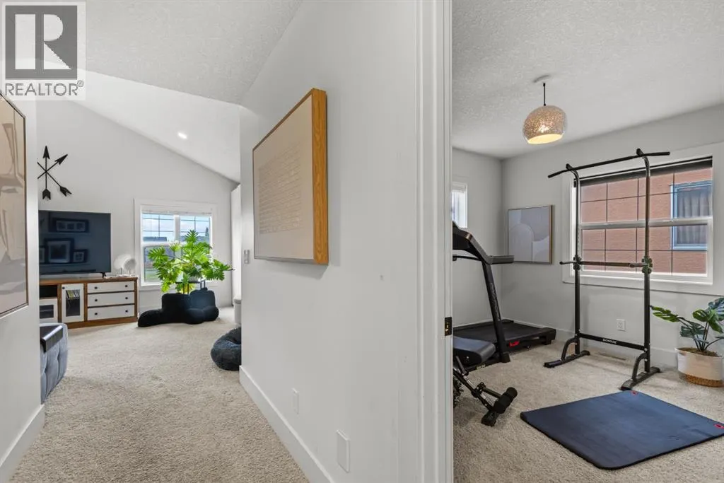55 Aspenshire Drive SW