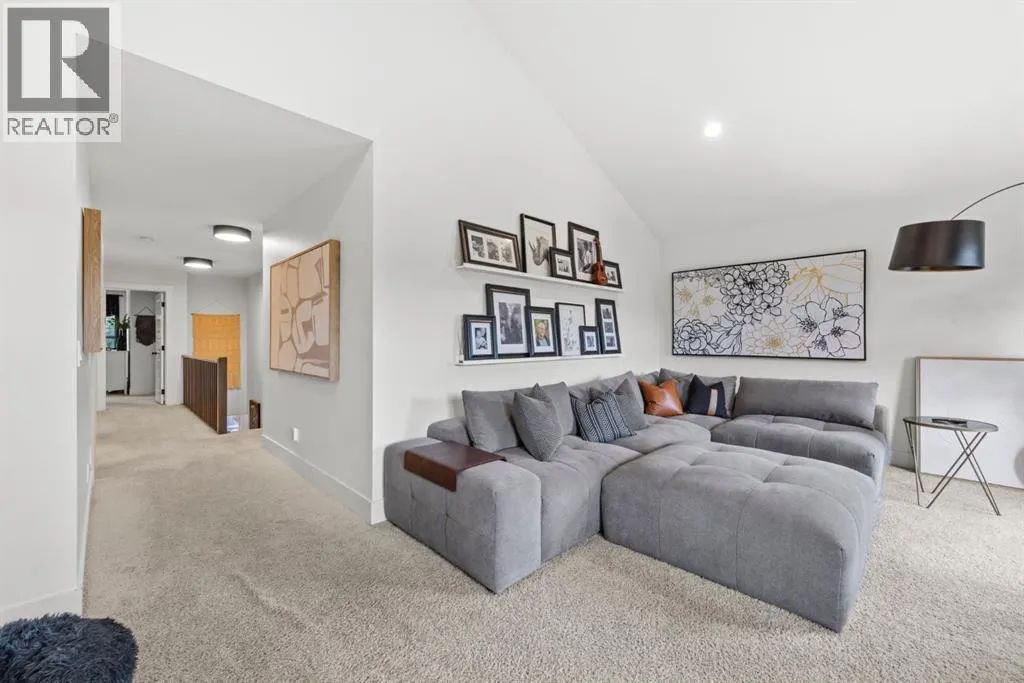 55 Aspenshire Drive SW