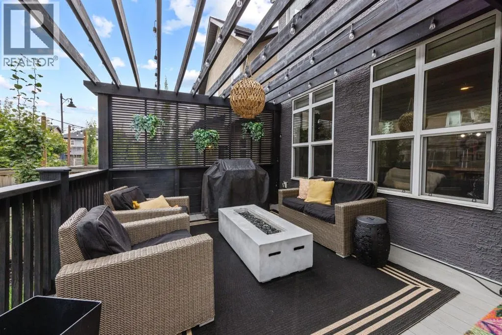 55 Aspenshire Drive SW