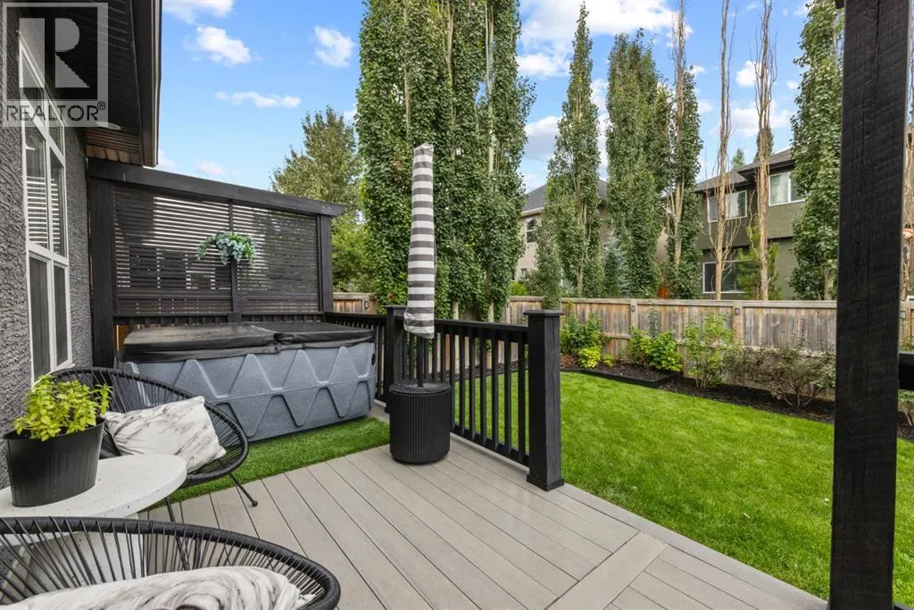 55 Aspenshire Drive SW