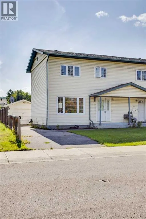 33 Poplar Crescent