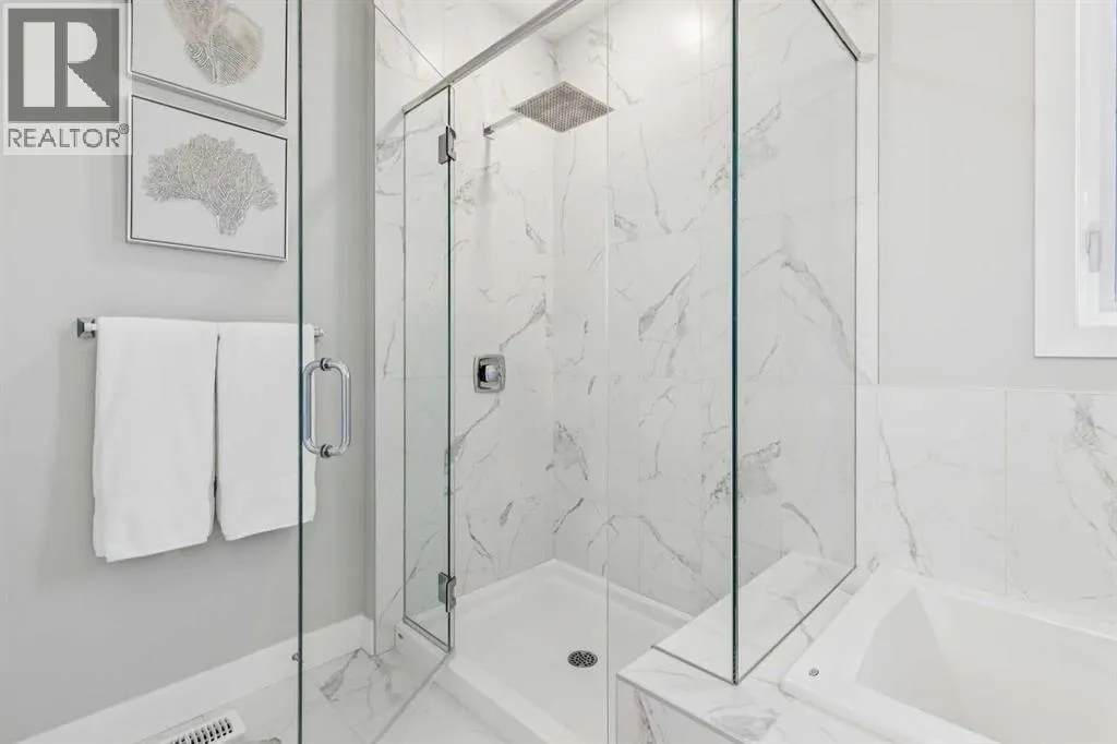 232, 20 Silverado Crest Park SW