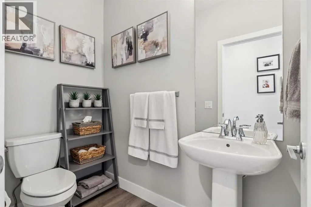 232, 20 Silverado Crest Park SW