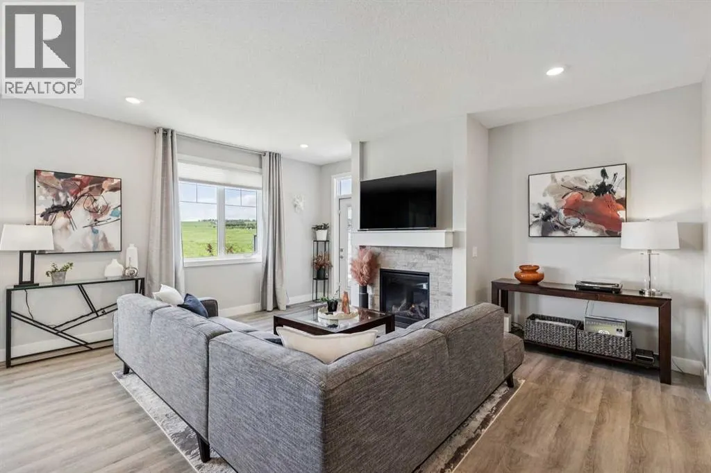 232, 20 Silverado Crest Park SW