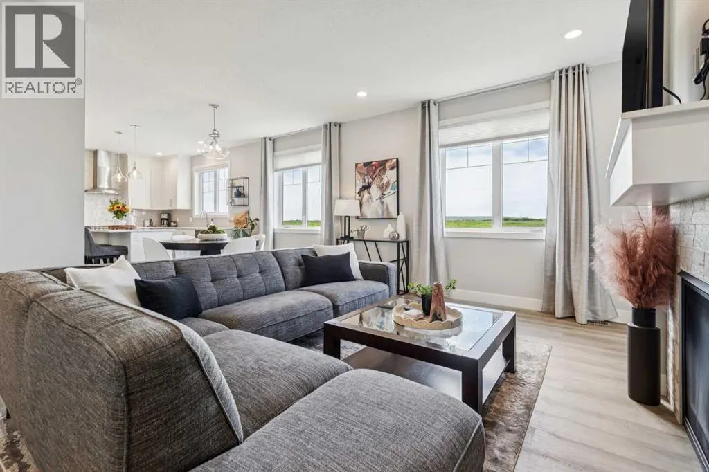 232, 20 Silverado Crest Park SW
