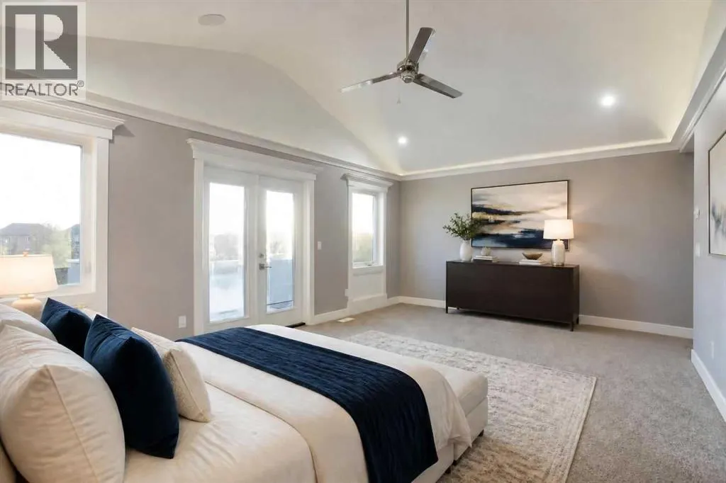 160 Kinniburgh Loop