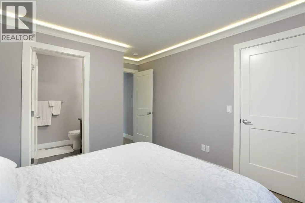160 Kinniburgh Loop