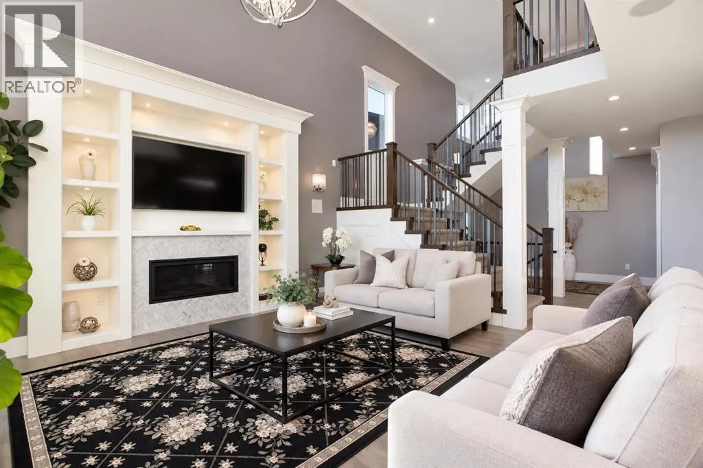 160 Kinniburgh Loop