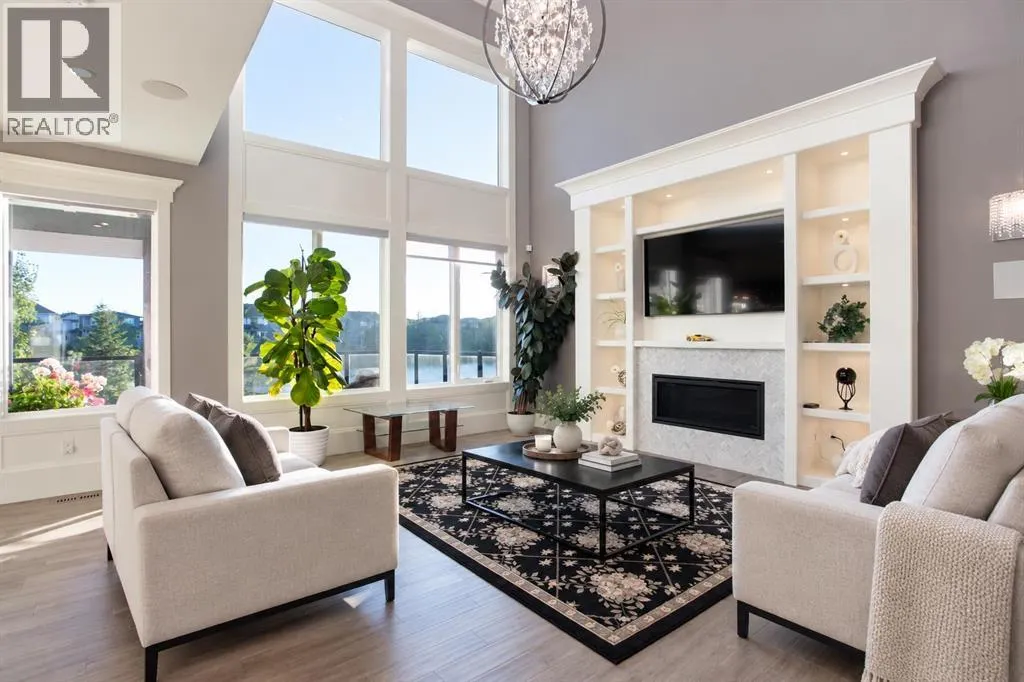 160 Kinniburgh Loop
