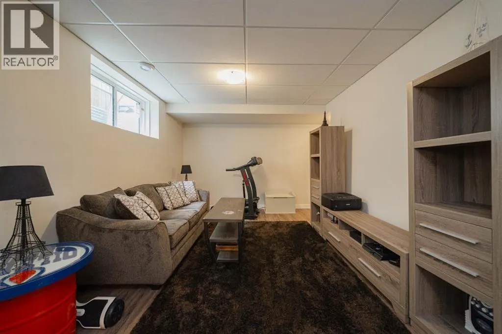 141 Beaverglen Close