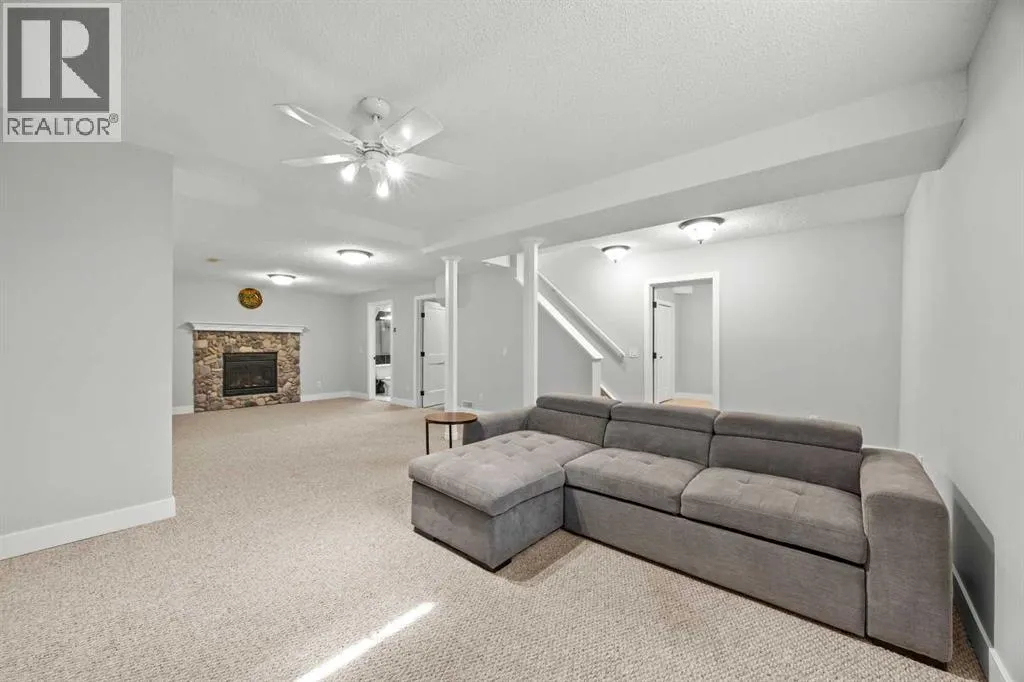 260 Riverside Mews SE