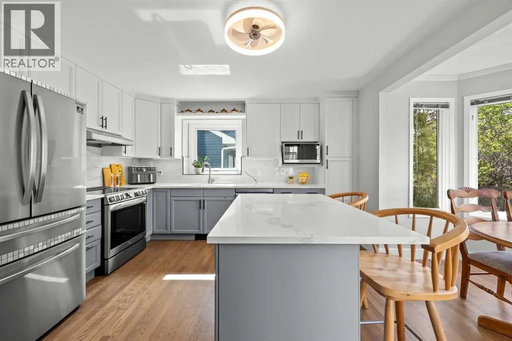 260 Riverside Mews SE