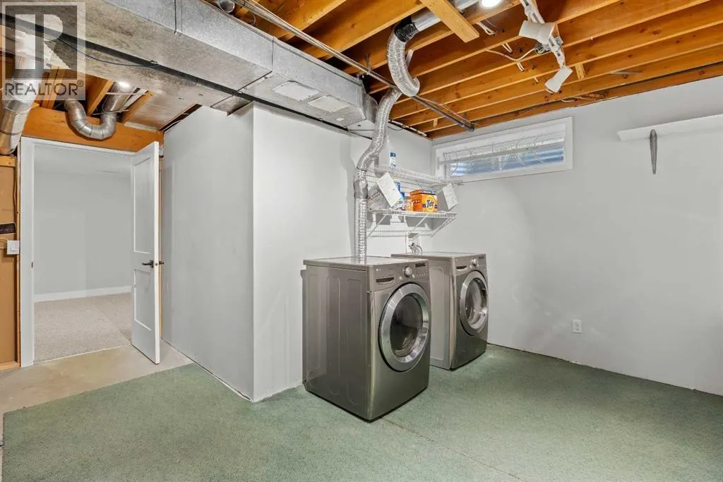 260 Riverside Mews SE