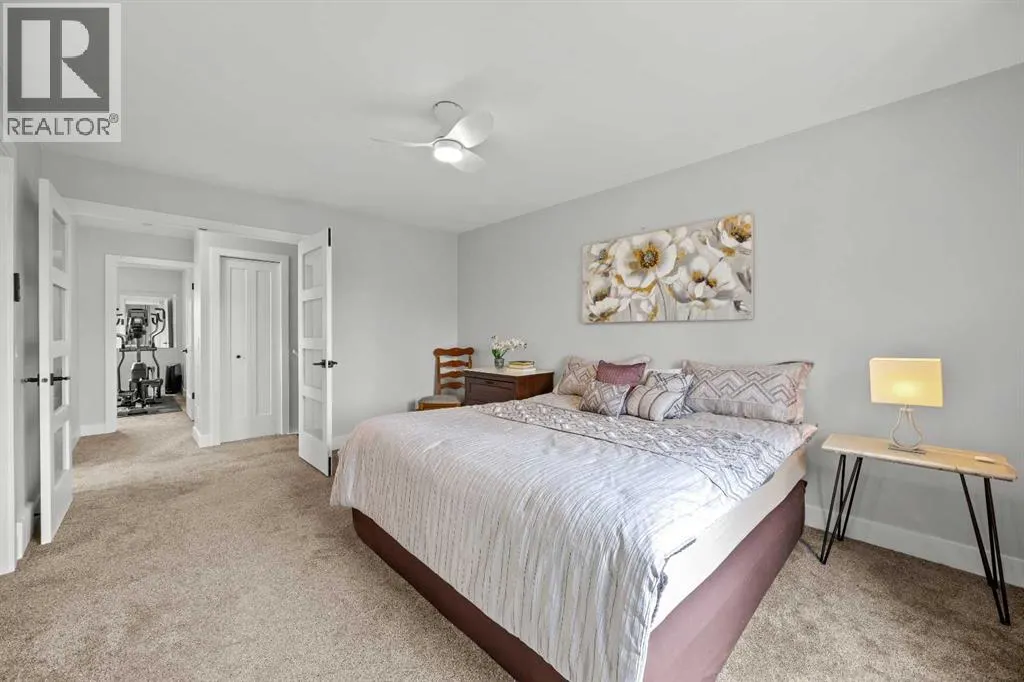 260 Riverside Mews SE