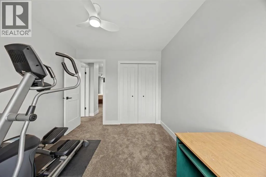 260 Riverside Mews SE