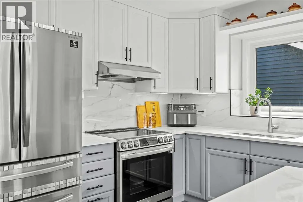 260 Riverside Mews SE