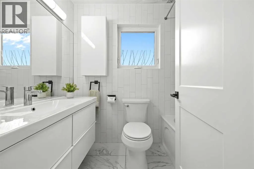 260 Riverside Mews SE