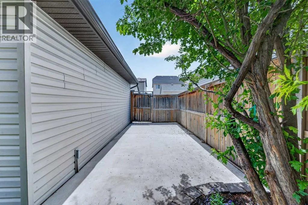 249 Elgin Manor SE