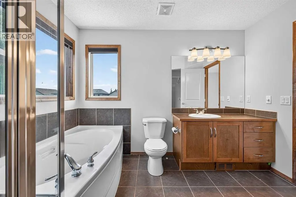 249 Elgin Manor SE