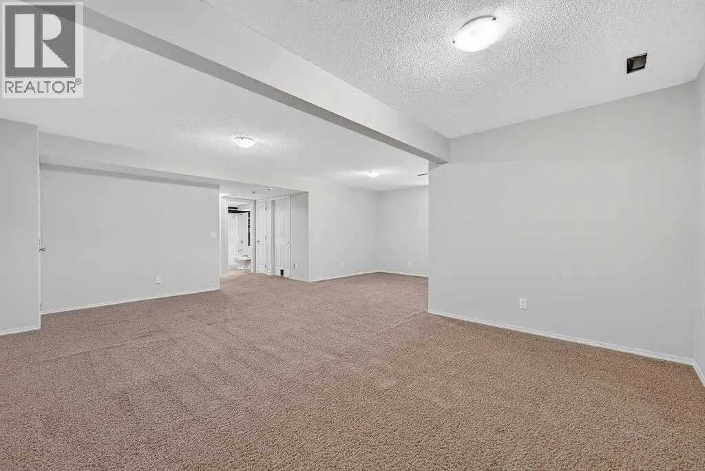 249 Elgin Manor SE