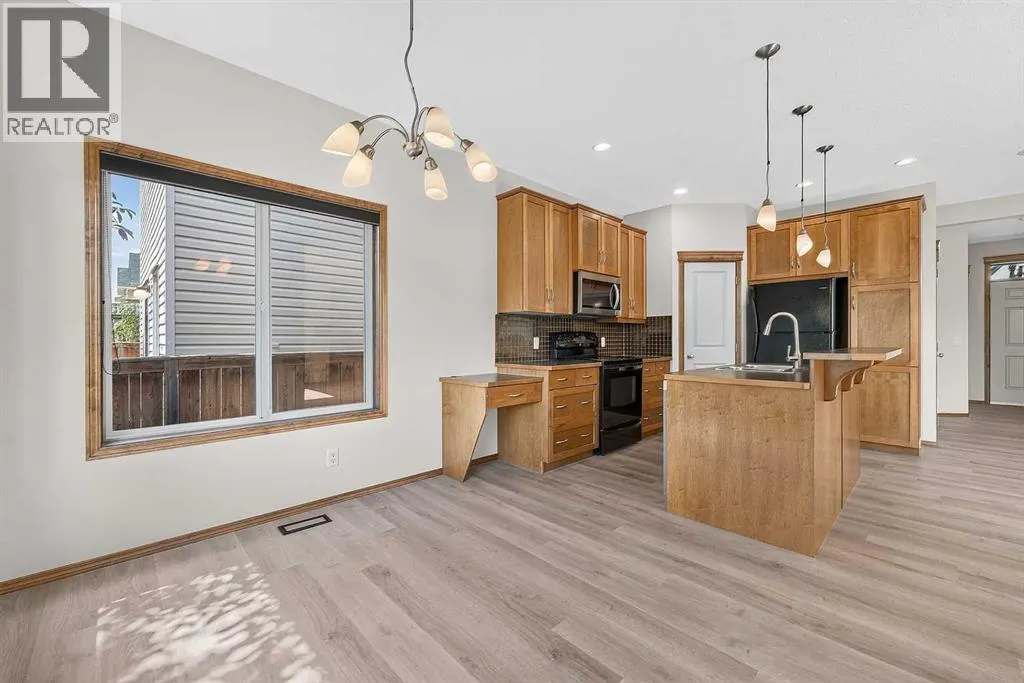 249 Elgin Manor SE