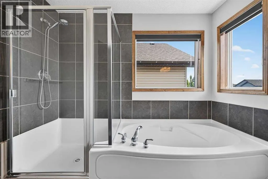 249 Elgin Manor SE