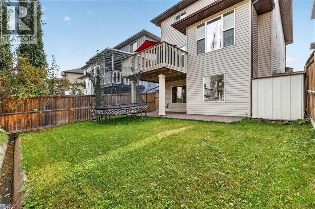 60 Everoak Close SW