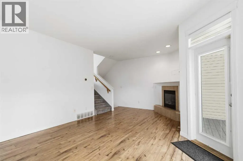 4, 98 Wilson Drive