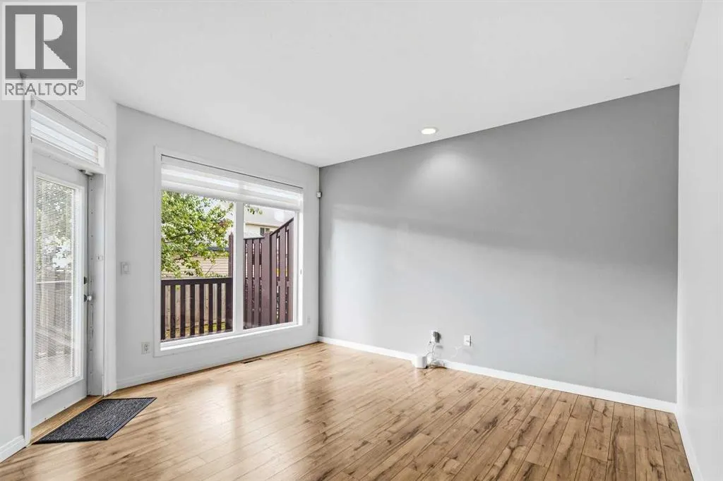 4, 98 Wilson Drive