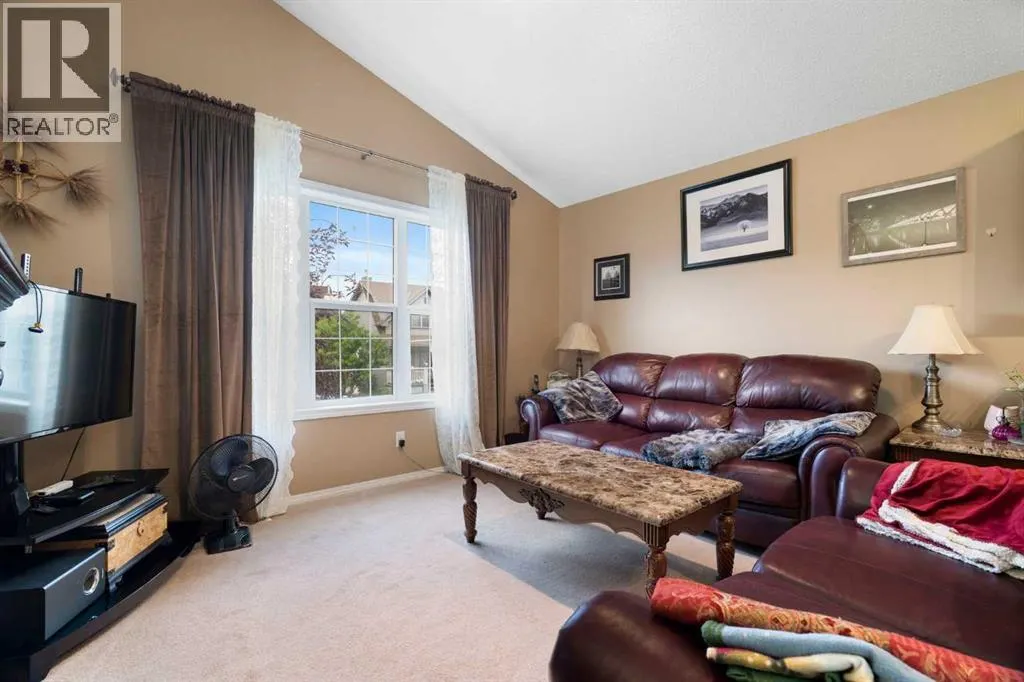 128 Copperstone Grove SE