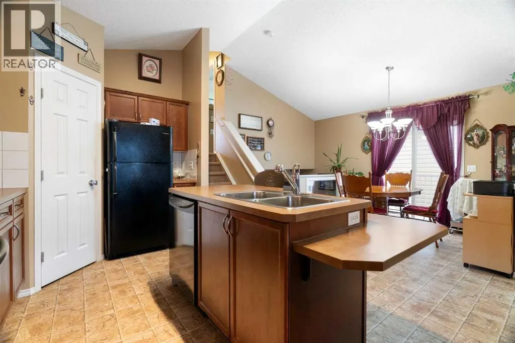 128 Copperstone Grove SE