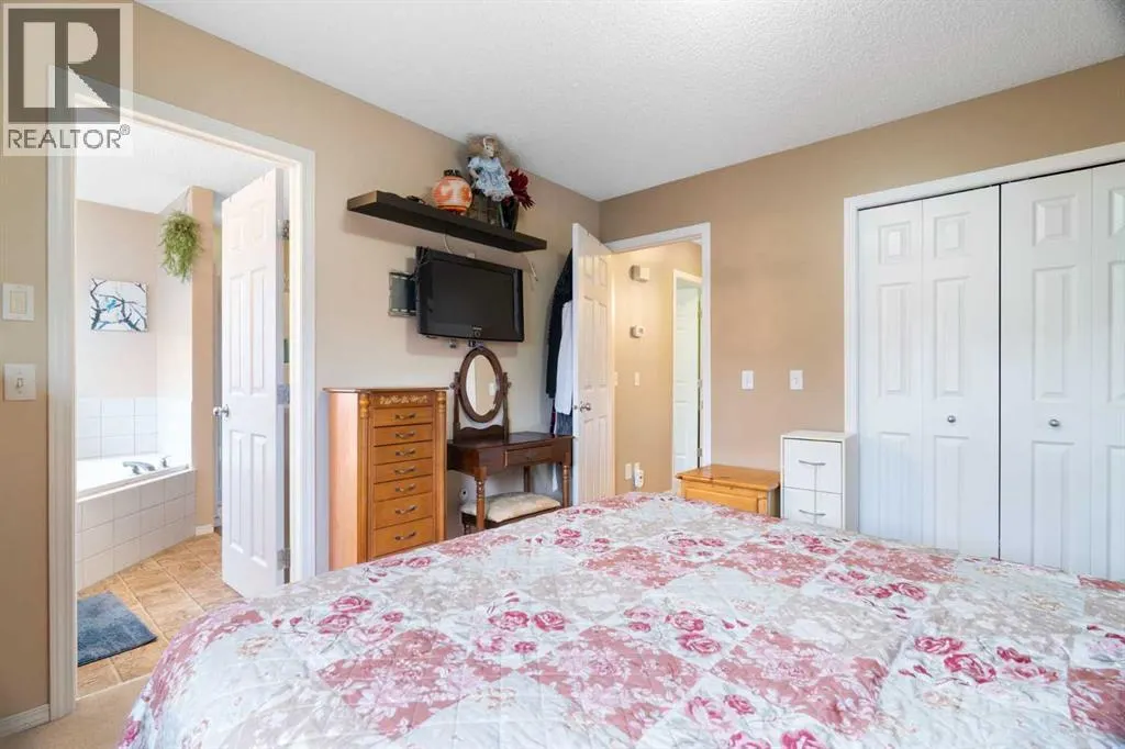 128 Copperstone Grove SE