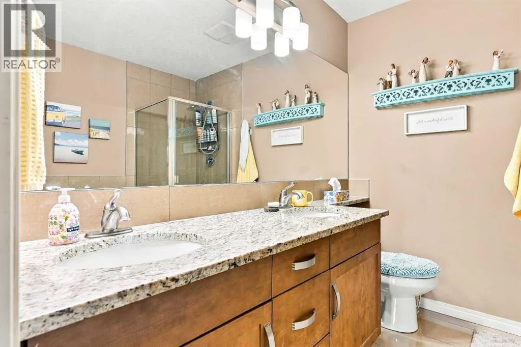 411, 406 Cranberry Park SE