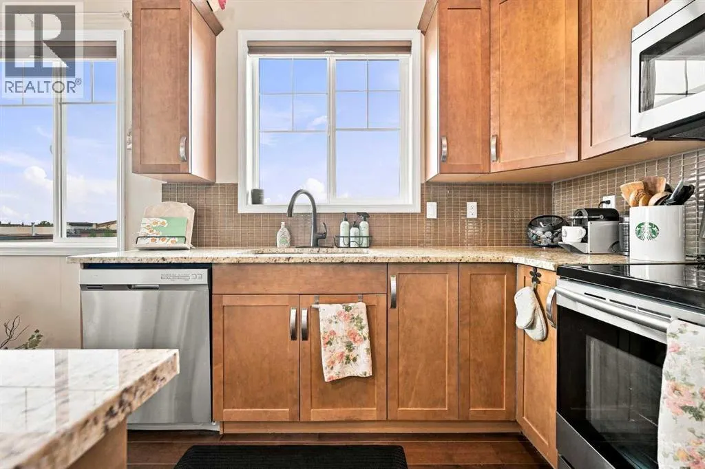 411, 406 Cranberry Park SE