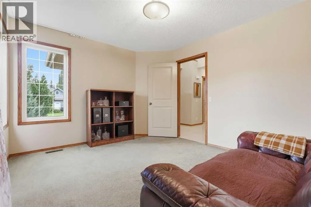 198 Cranwell Close SE