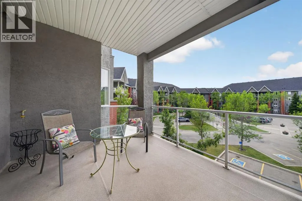 306B, 15 Everstone Drive SW