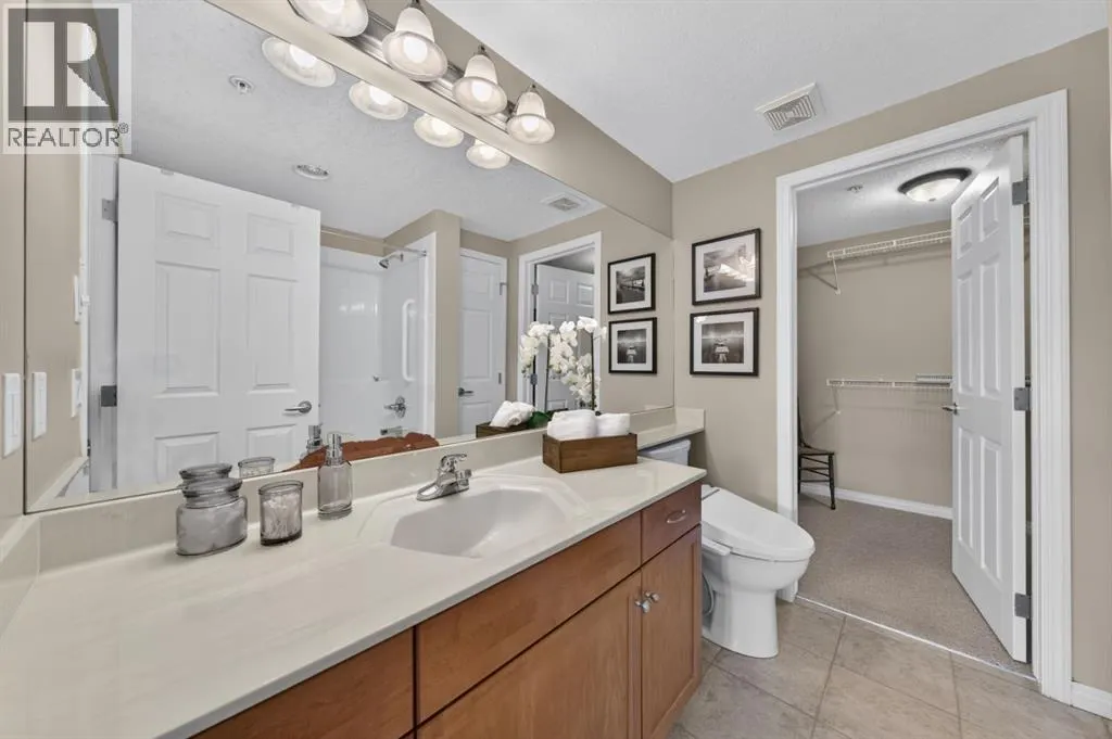 306B, 15 Everstone Drive SW